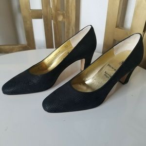 Bruno Magli Pumps Heels Black Leather Italy 5.5 B